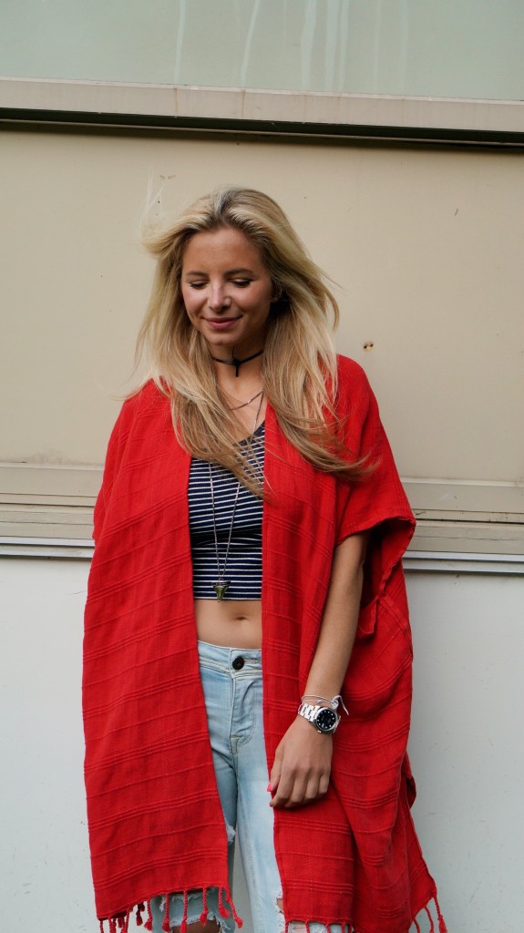 fourth of july outfit, red folding room kimono, distressed jeans 8