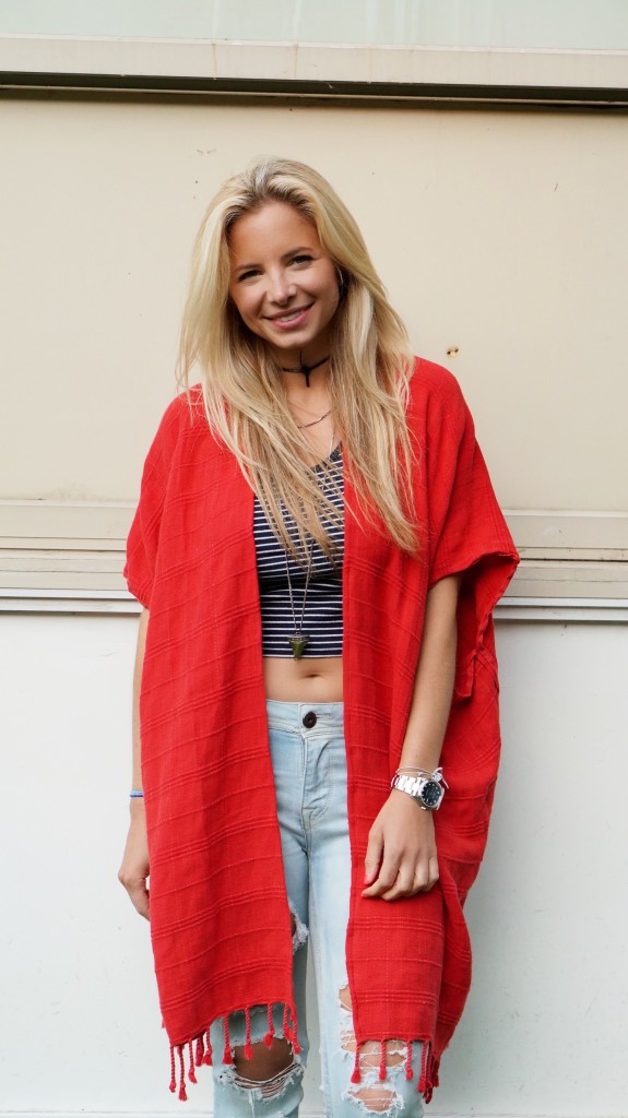 fourth of july outfit, red folding room kimono, distressed jeans 7